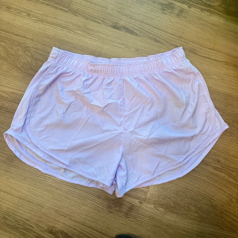 Nike Dri-FIT Tempo Running Shorts Purple Lilac XL CU8890-512 Womens
